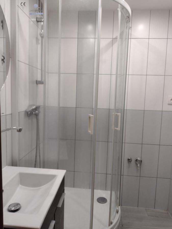 Apartmens Kv 卡罗维发利 外观 照片