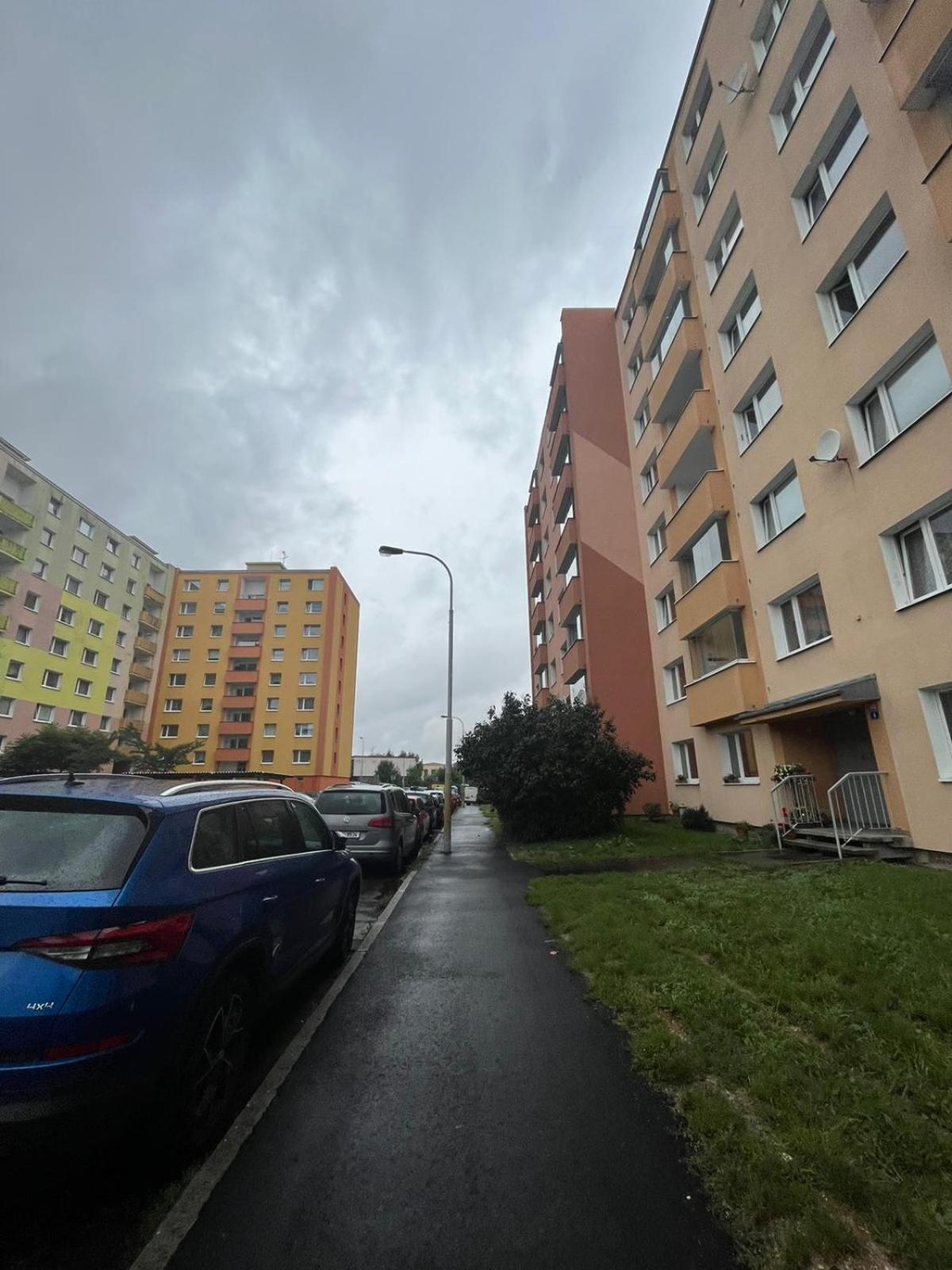 Apartmens Kv 卡罗维发利 外观 照片